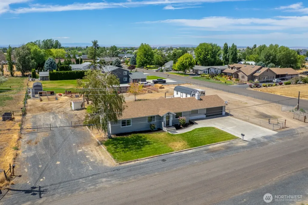 2096 Hamilton Road NE Moses Lake WA 98837
