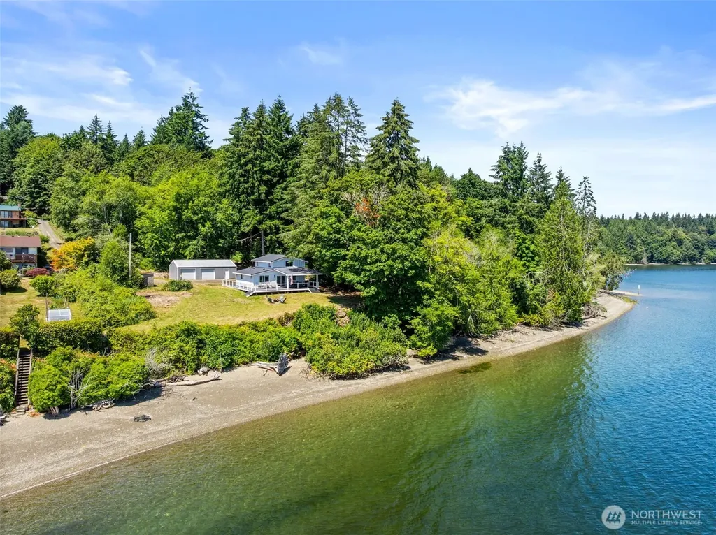 804 E Colonel Wright Road Shelton WA 98584