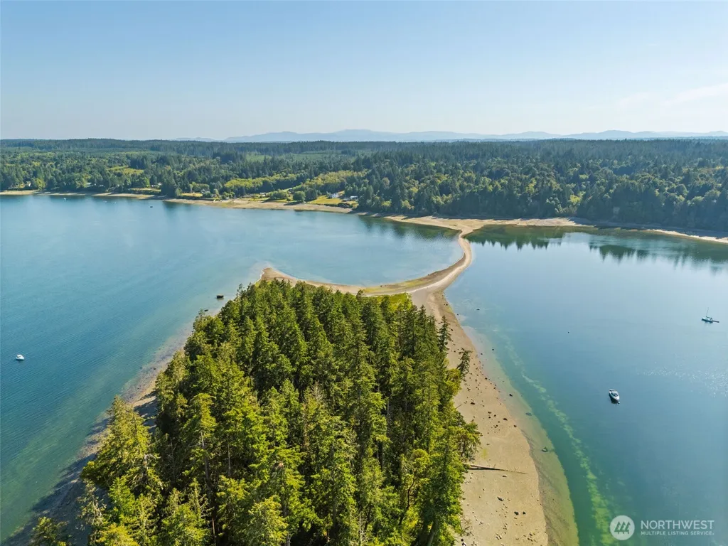 804 E Colonel Wright Road Shelton WA 98584