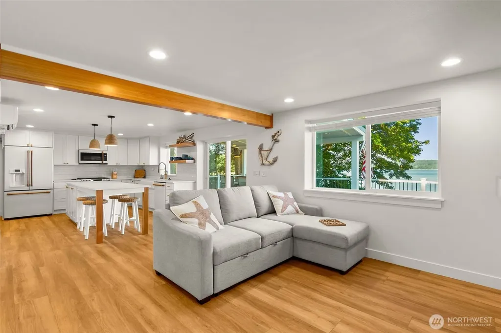 804 E Colonel Wright Road Shelton WA 98584