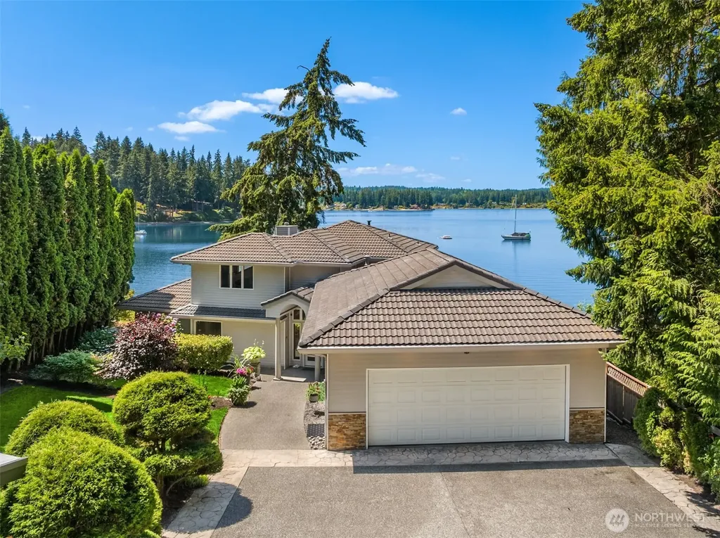17011 Lemolo Shore Drive NE Poulsbo WA 98370