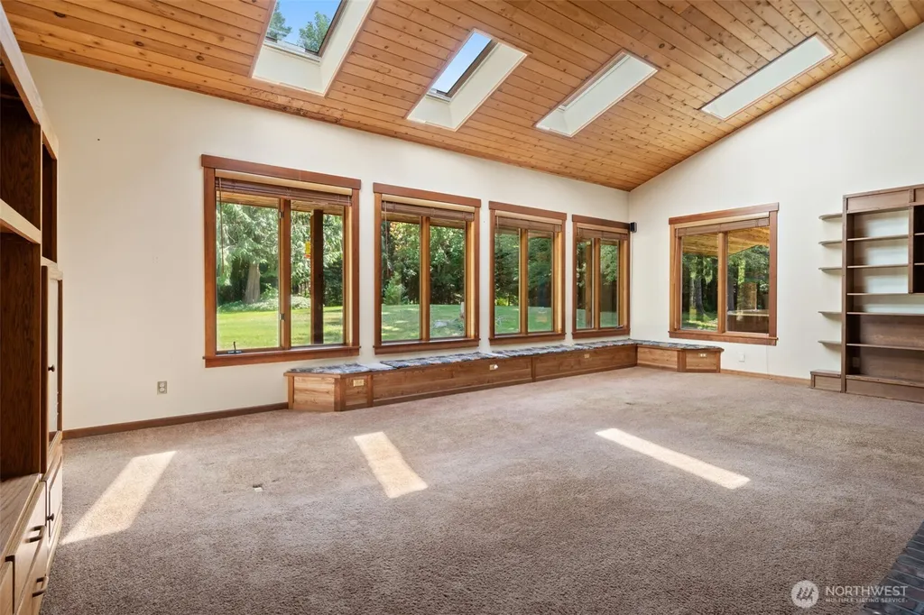 25 Lostwood Lane Sequim WA 98382