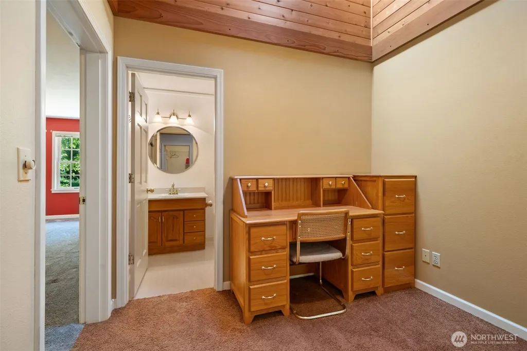 25 Lostwood Lane Sequim WA 98382