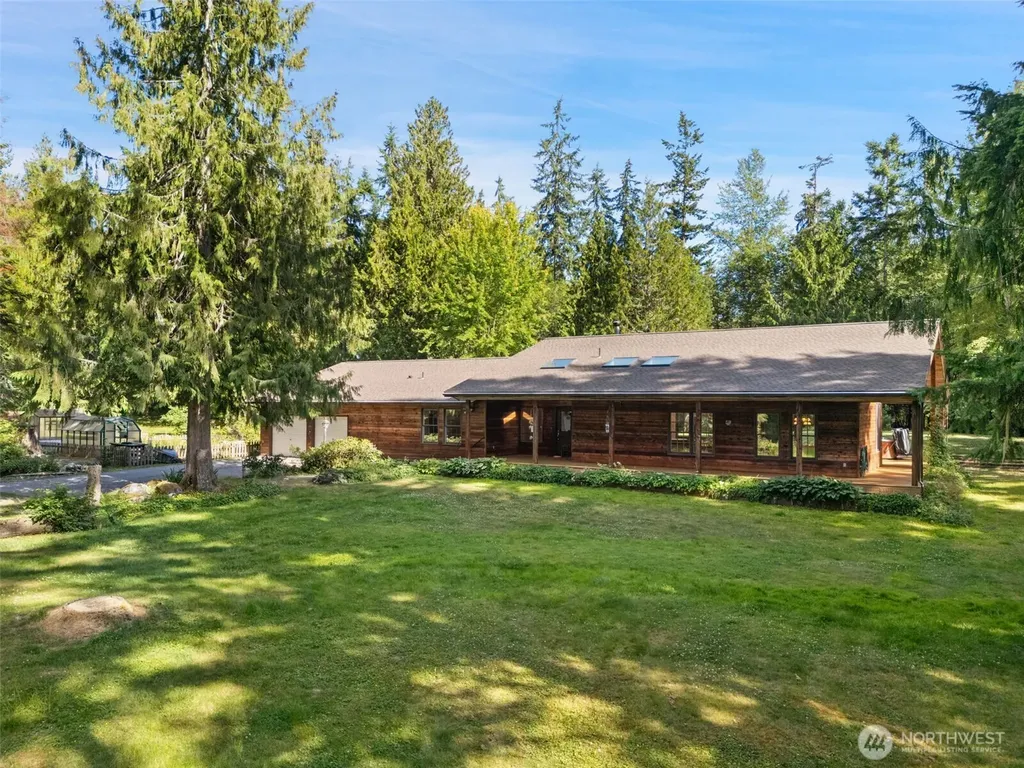 25 Lostwood Lane Sequim WA 98382