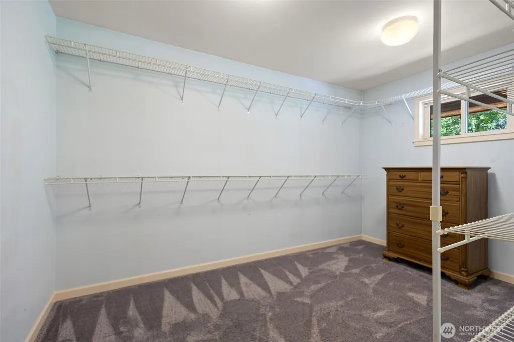 25 Lostwood Lane Sequim WA 98382