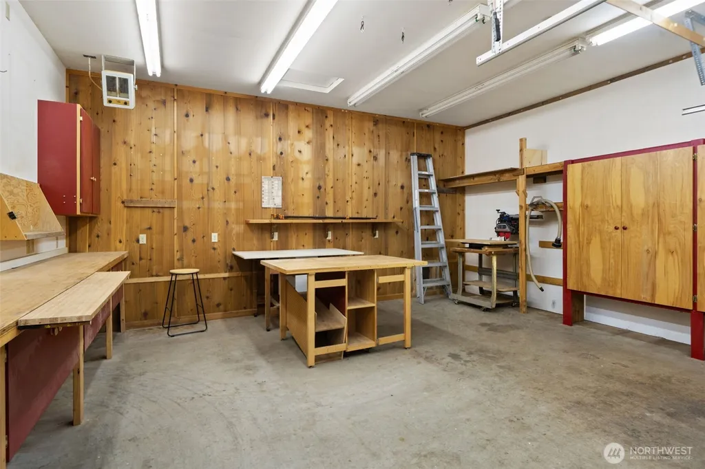 25 Lostwood Lane Sequim WA 98382