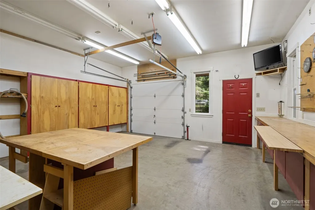 25 Lostwood Lane Sequim WA 98382