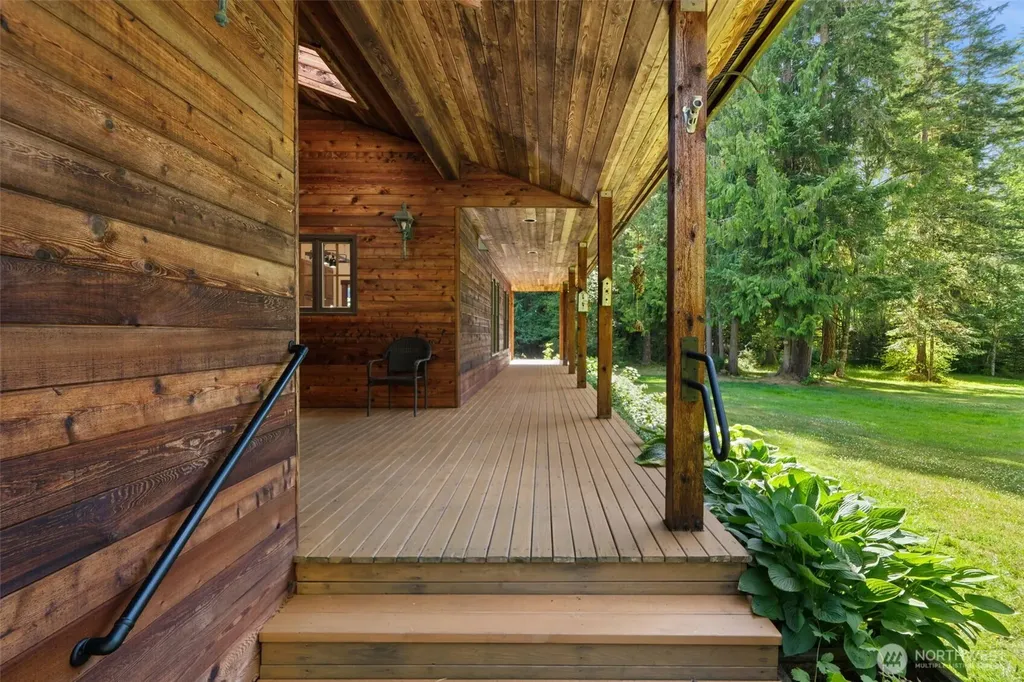 25 Lostwood Lane Sequim WA 98382