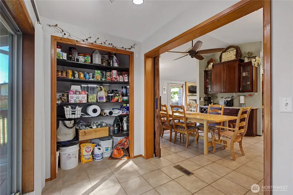 6124 Shady Lane SE Lacey WA 98503