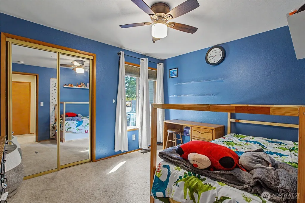 6124 Shady Lane SE Lacey WA 98503