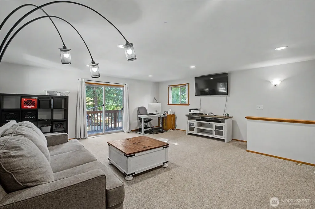 6124 Shady Lane SE Lacey WA 98503