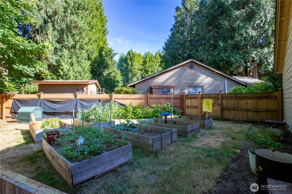 6124 Shady Lane SE Lacey WA 98503