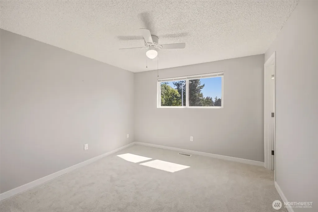 22426 3rd Place W Bothell WA 98021