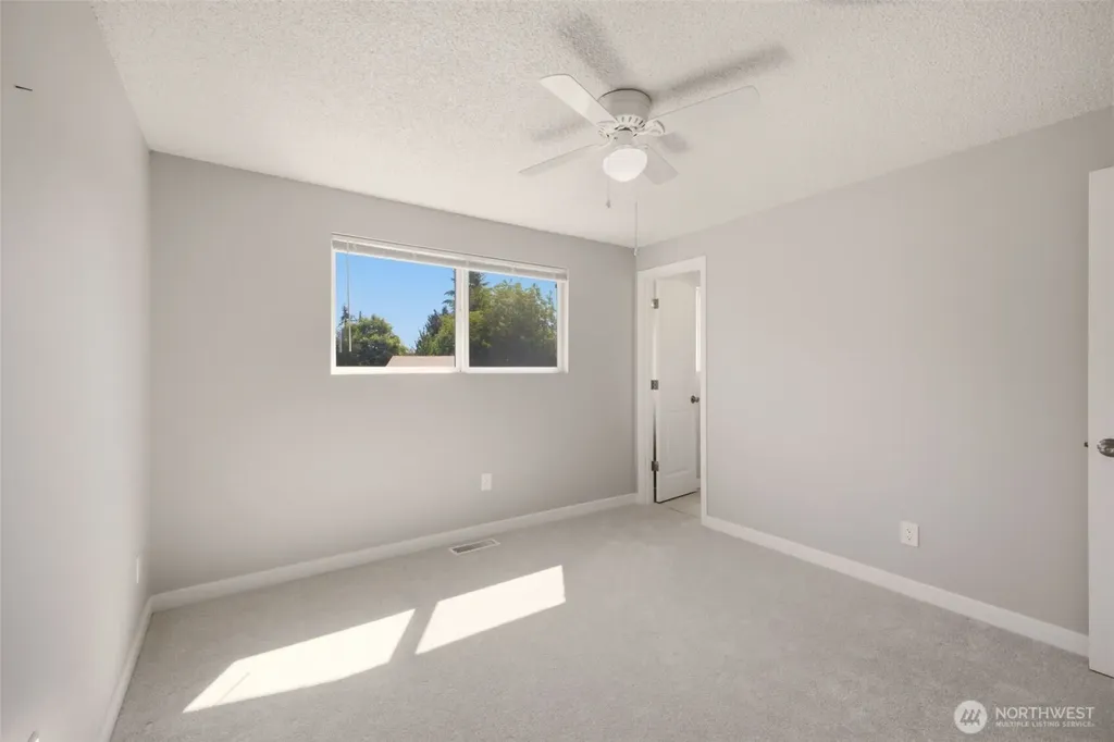 22426 3rd Place W Bothell WA 98021