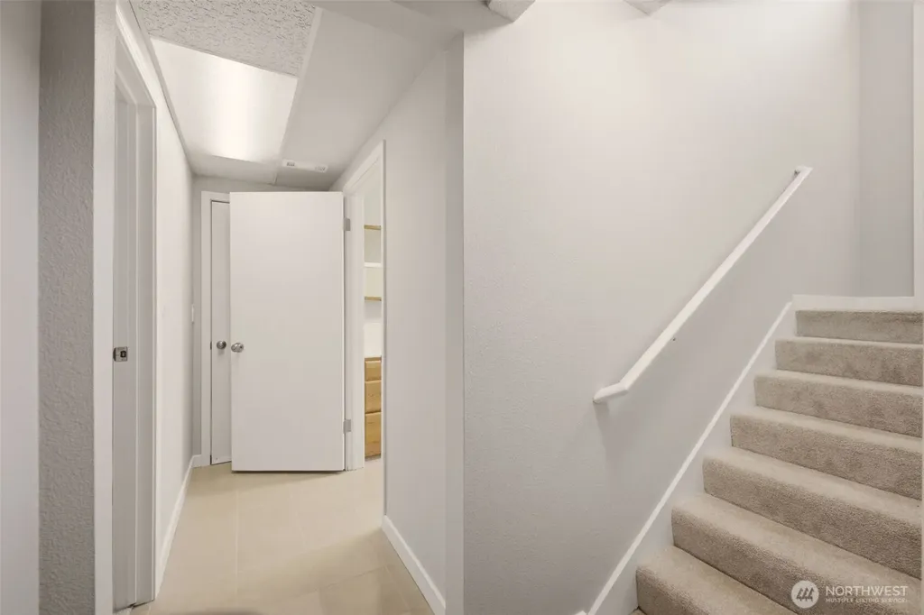 22426 3rd Place W Bothell WA 98021