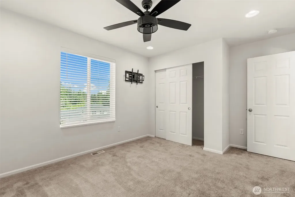 6571 Skipper Lane SE Port Orchard WA 98367
