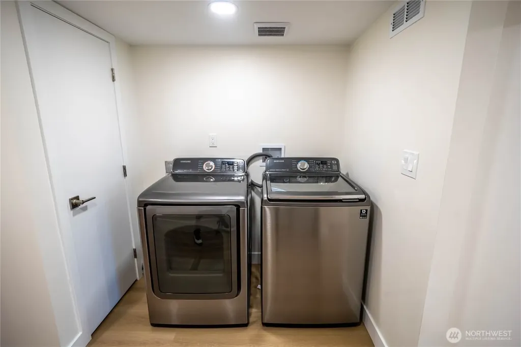 7716 S Mission Drive Seattle WA 98178