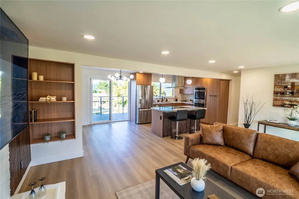 7716 S Mission Drive Seattle WA 98178