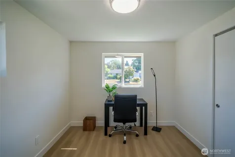 7716 S Mission Drive Seattle WA 98178