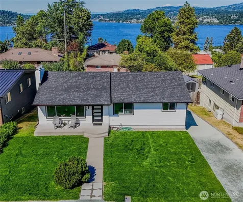 7716 S Mission Drive Seattle WA 98178