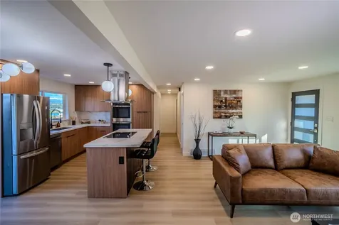 7716 S Mission Drive Seattle WA 98178