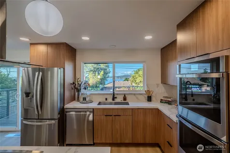 7716 S Mission Drive Seattle WA 98178