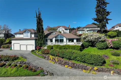8211 128th Avenue SE Newcastle WA 98056