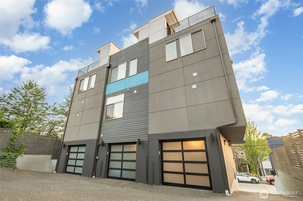 206 22nd Avenue Seattle WA 98122