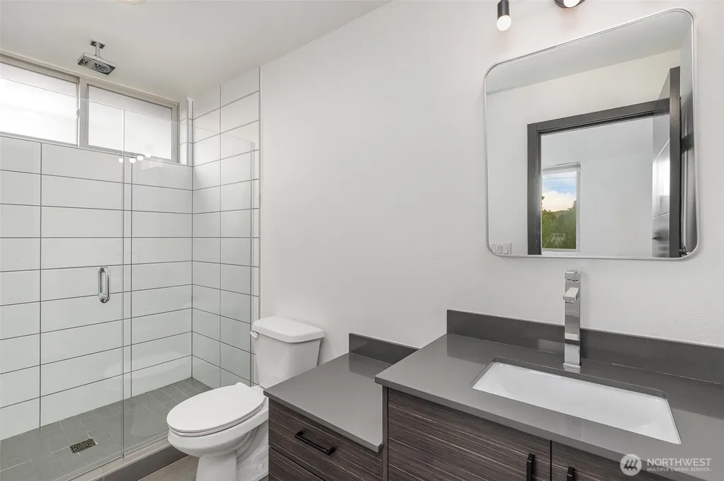 206 22nd Avenue Seattle WA 98122