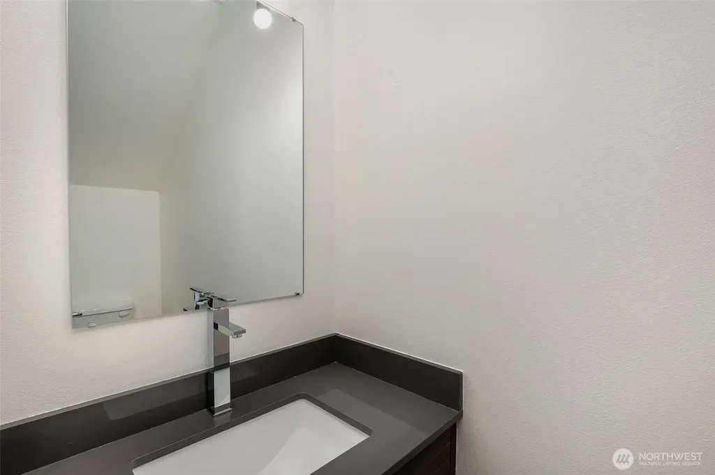 206 22nd Avenue Seattle WA 98122