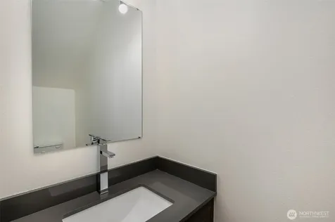 206 22nd Avenue Seattle WA 98122