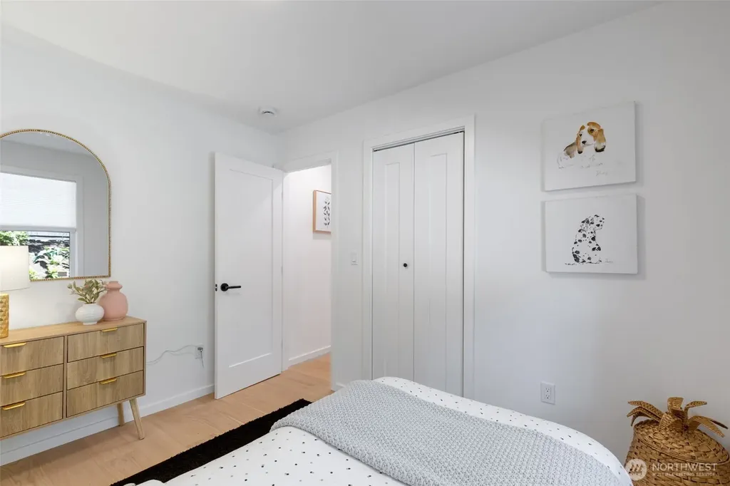 9001 28th Avenue NW Seattle WA 98117