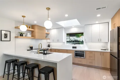 9001 28th Avenue NW Seattle WA 98117