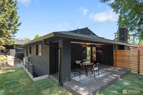 9001 28th Avenue NW Seattle WA 98117