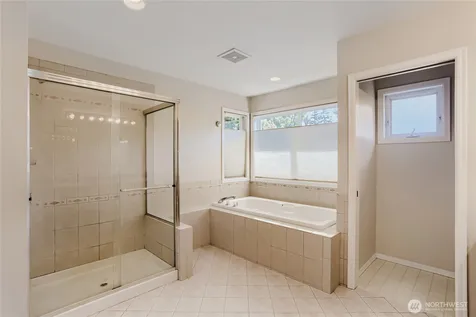 724 N 190th Street Shoreline WA 98133