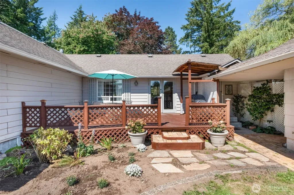 603 Gish Road Onalaska WA 98570