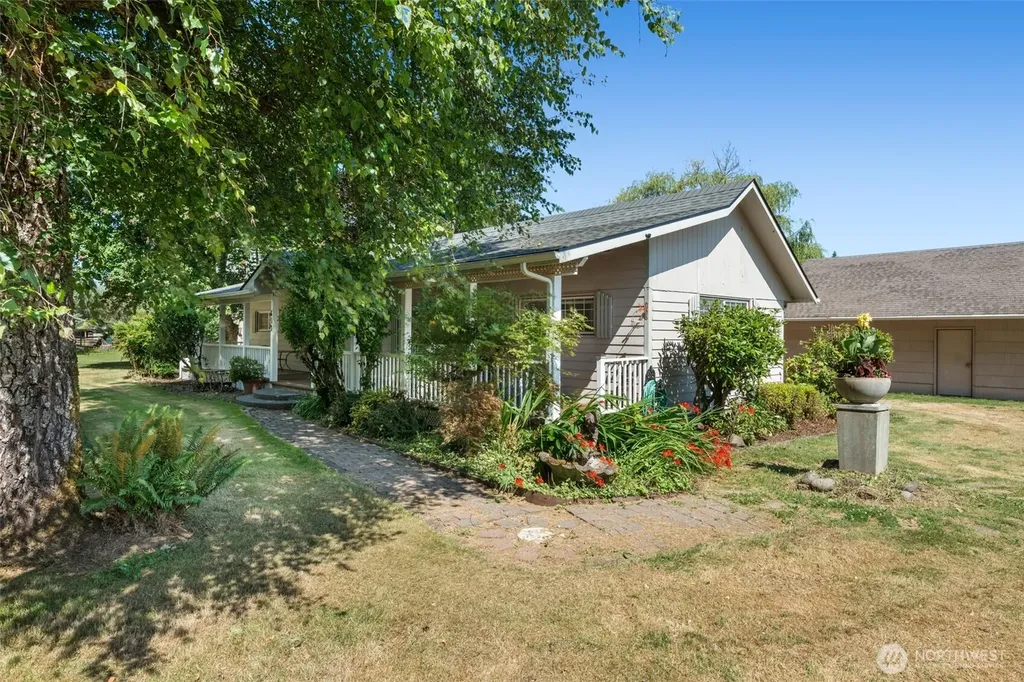 603 Gish Road Onalaska WA 98570
