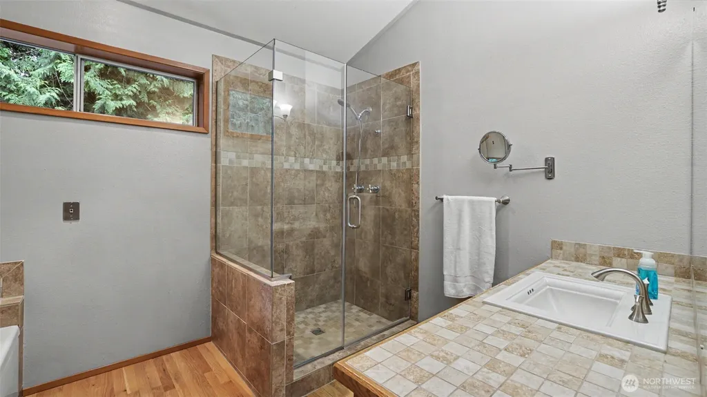 14422 200th Avenue SE Renton WA 98059