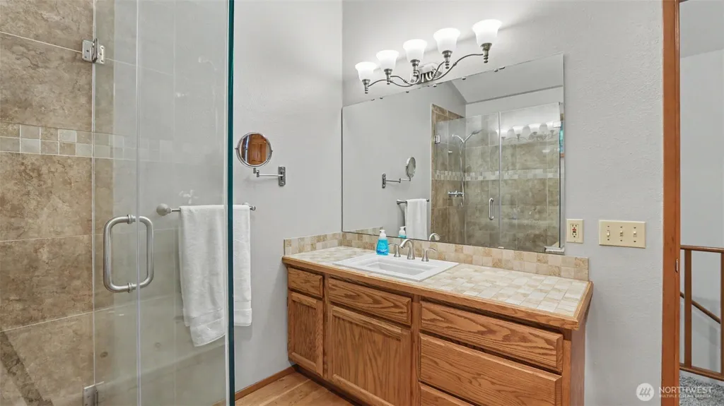 14422 200th Avenue SE Renton WA 98059