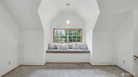 14422 200th Avenue SE Renton WA 98059