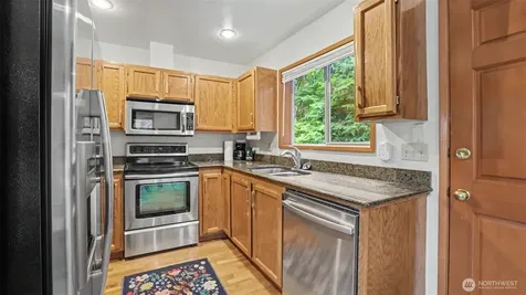 14422 200th Avenue SE Renton WA 98059