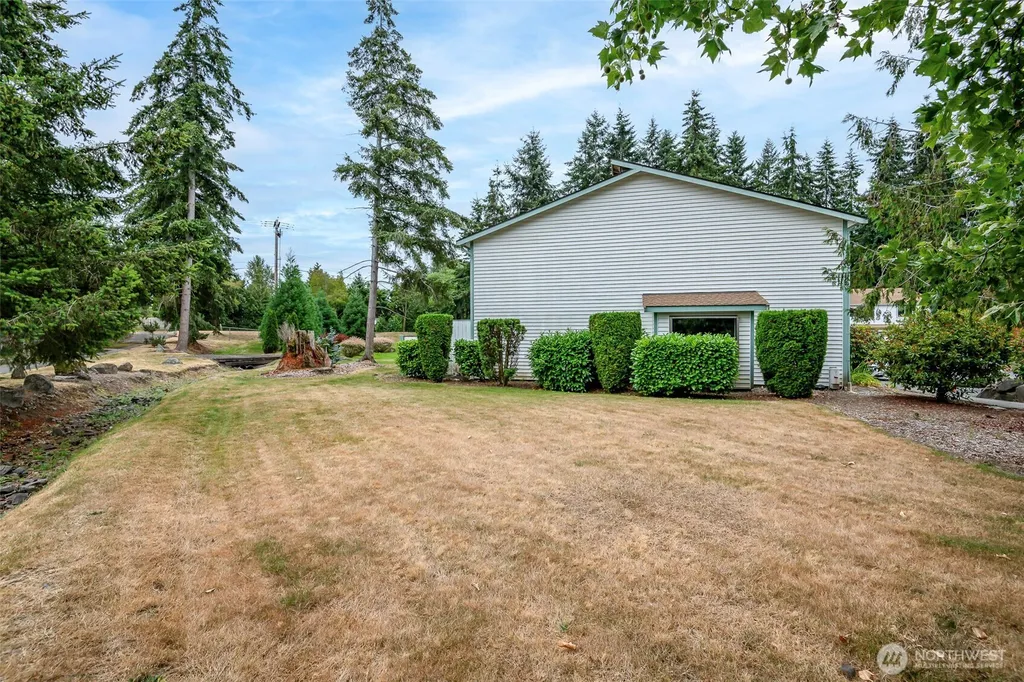 1721 SW 318th Place Federal Way WA 98023