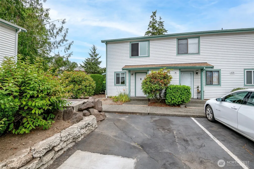 1721 SW 318th Place Federal Way WA 98023
