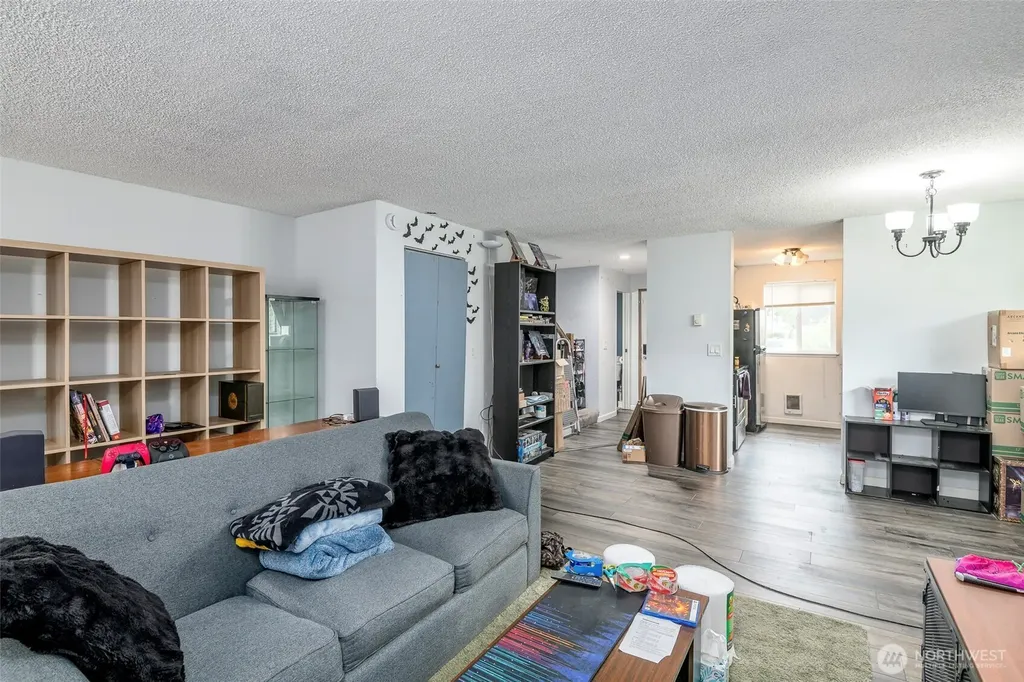 1721 SW 318th Place Federal Way WA 98023