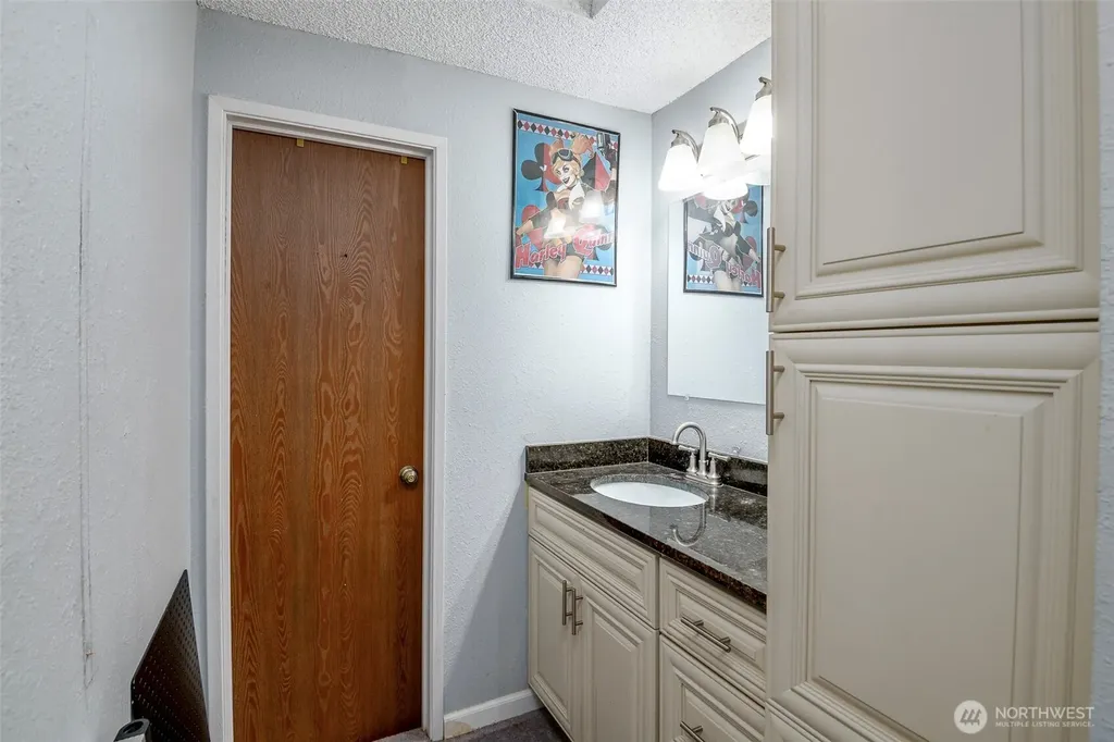 1721 SW 318th Place Federal Way WA 98023