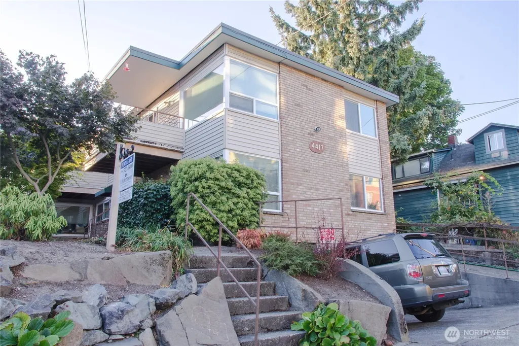 4417 Bagley Avenue N Seattle WA 98103
