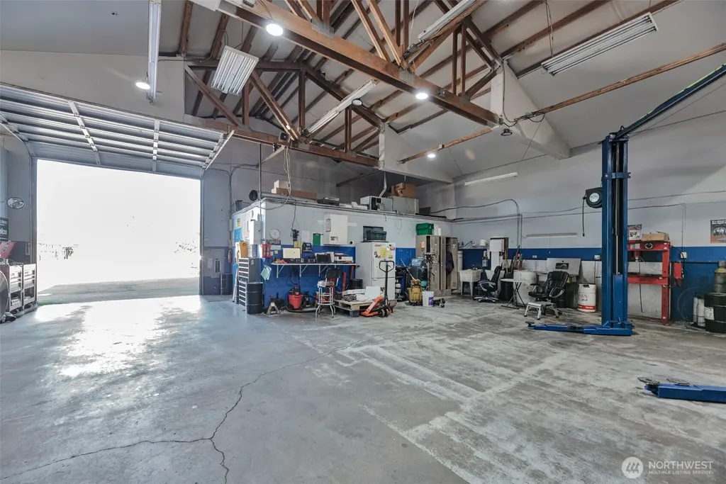 707 Beach Avenue Marysville WA 98270