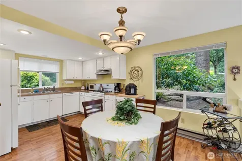 3 Barnview Court Bellingham WA 98229
