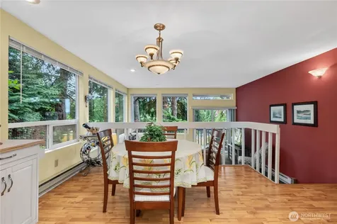 3 Barnview Court Bellingham WA 98229