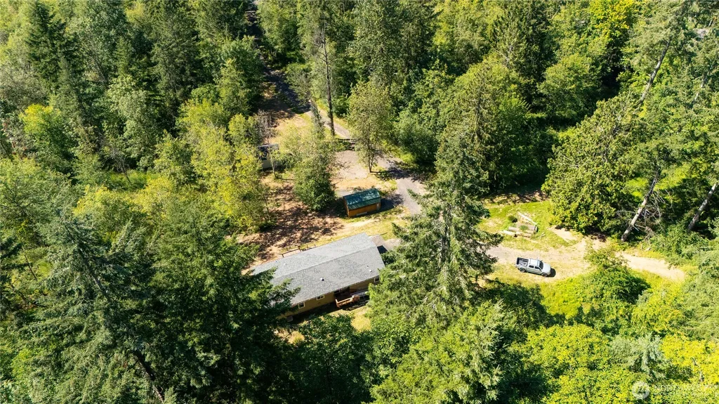126 Burchett Road Onalaska WA 98570